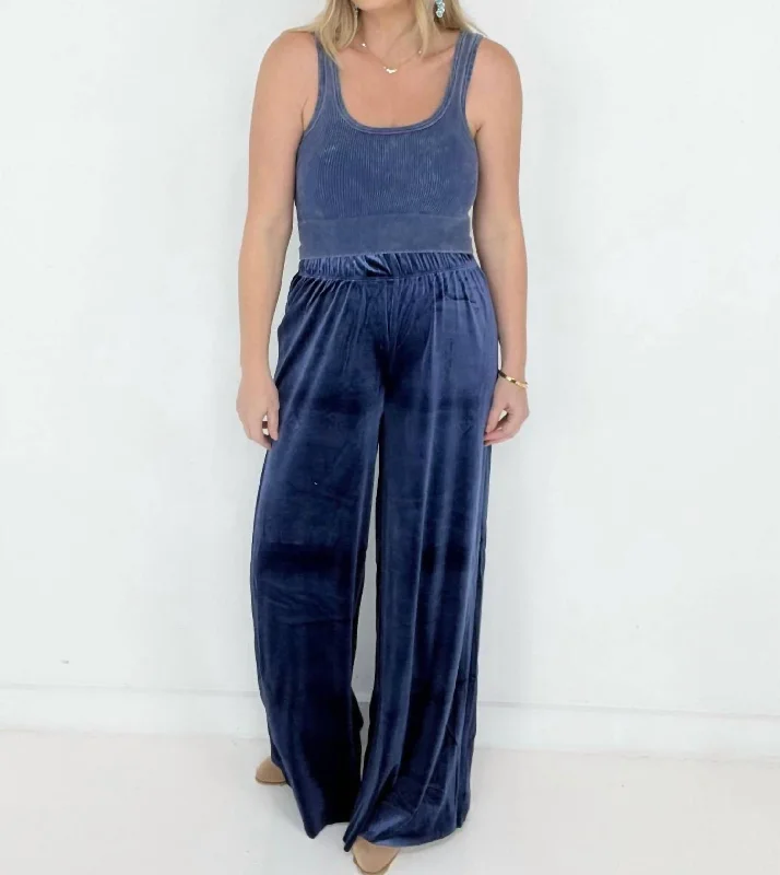 Women's Athletic Garments Velvet Wide Leg Pants In Navy