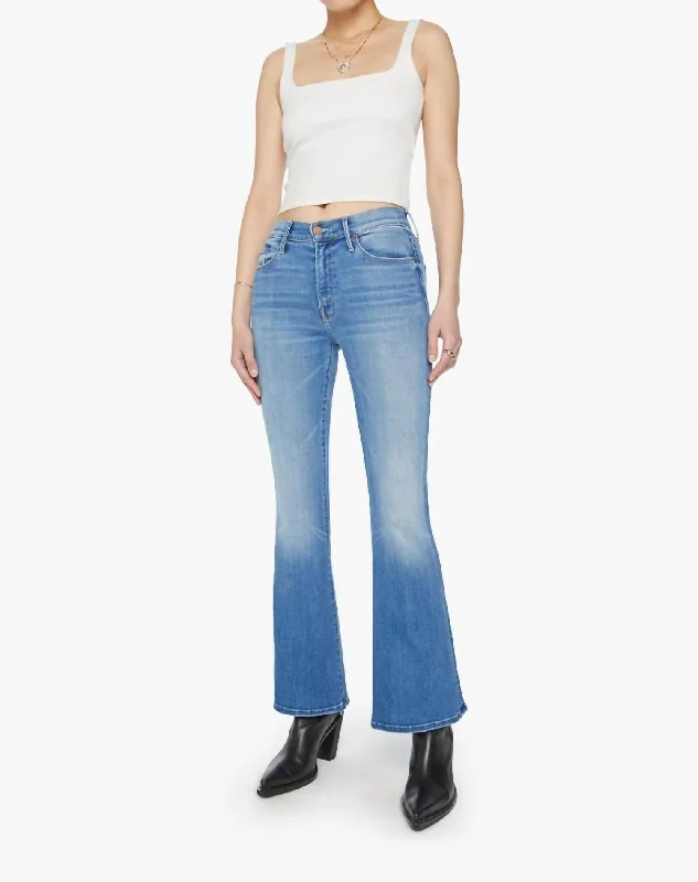 Women's Vacation Attire Weekender Jeans In Layover