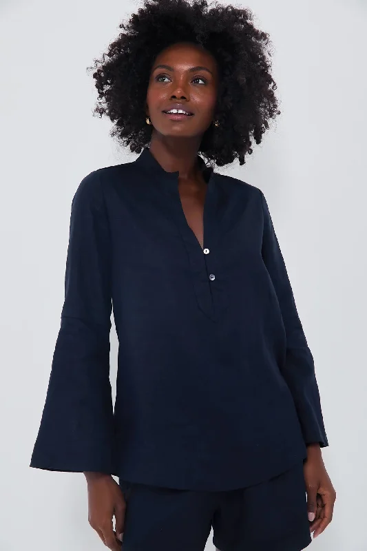 Women's High-Fashion Outfit Navy Linen Eleuthera Popover