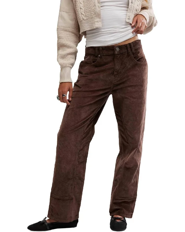 Women's Apparel And Garments Risk Taker Cord Straight Jeans In Chocolate