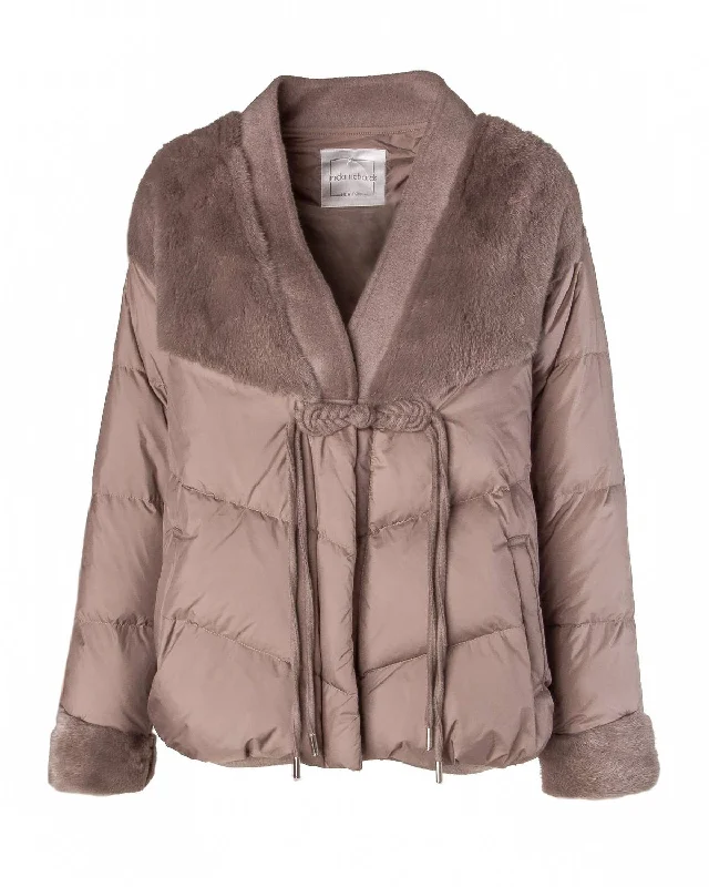 Women's High-End Clothing Down Jacket W/ Fur In Taupe