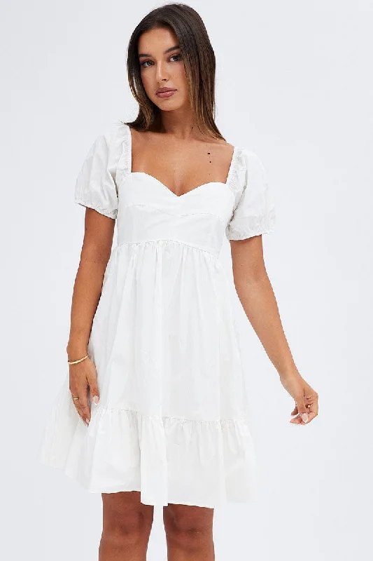 Women's Work Outfit White Short Sleeve Sweetheart Neck Skater Dress