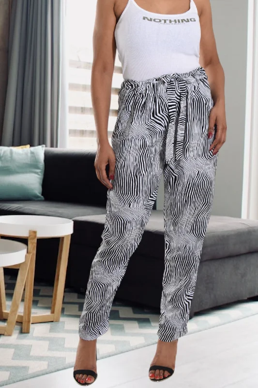 Women's High-Fashion Attire Black And White Printed Pocket Pants