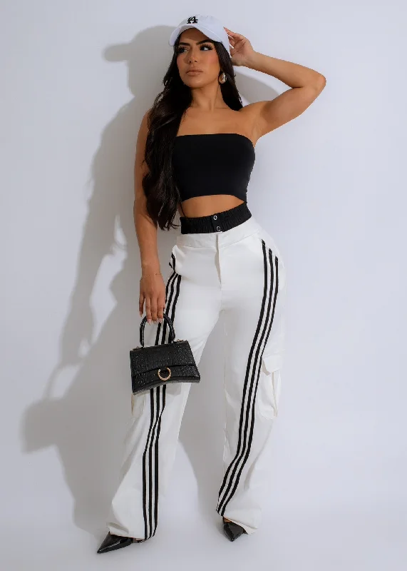 Women's Weekend Outfit Flow  Cargo Pant White