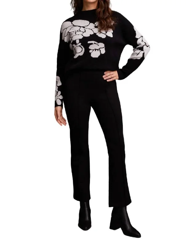 Women's Vintage-Inspired Outfit Signature Ponte Bootcut Trousers In Black